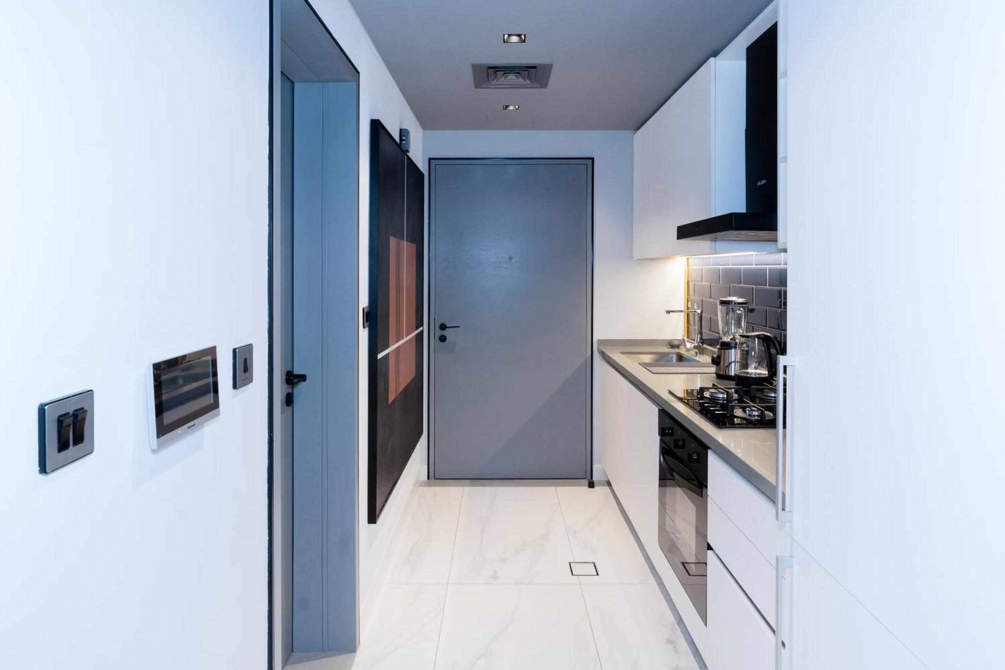 Apartment Lux In Downtown, 5 Mins To Burj Khalifa & Mall - Mag318